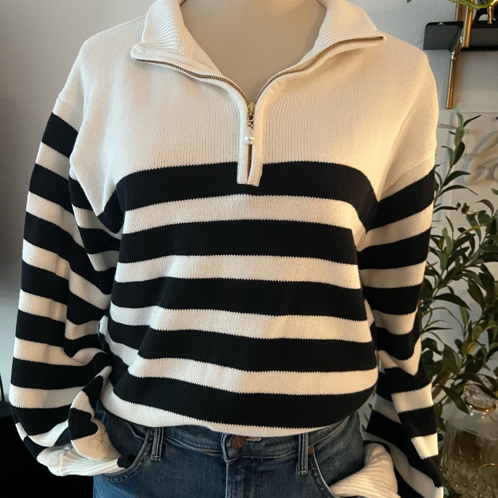 Striped Black and White Women's Sweater